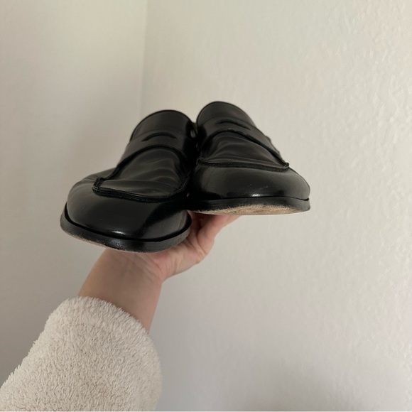 Doucal's Black Smooth Leather Slip On Loafers - Picture 11 of 12